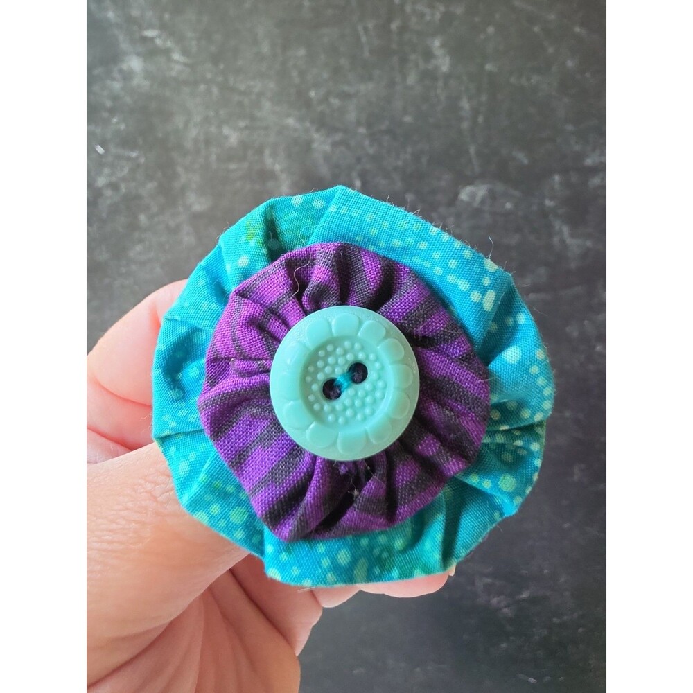 Floral Handmade Fabric Button Brooch Vintage Costume Jewelry